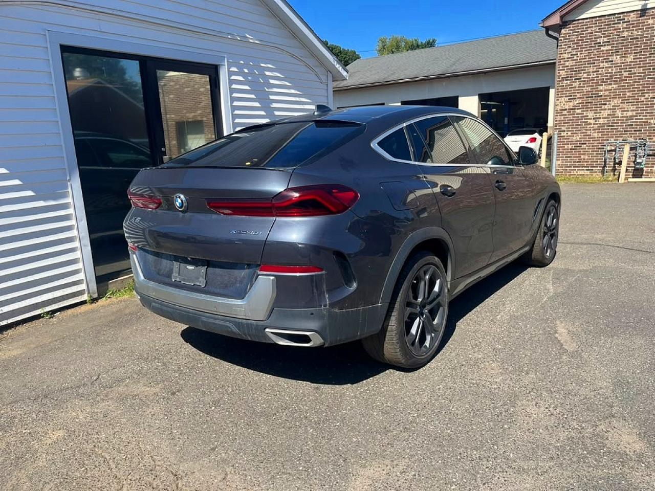 2020 BMW X6 xDrive40I - zdjęcie 3