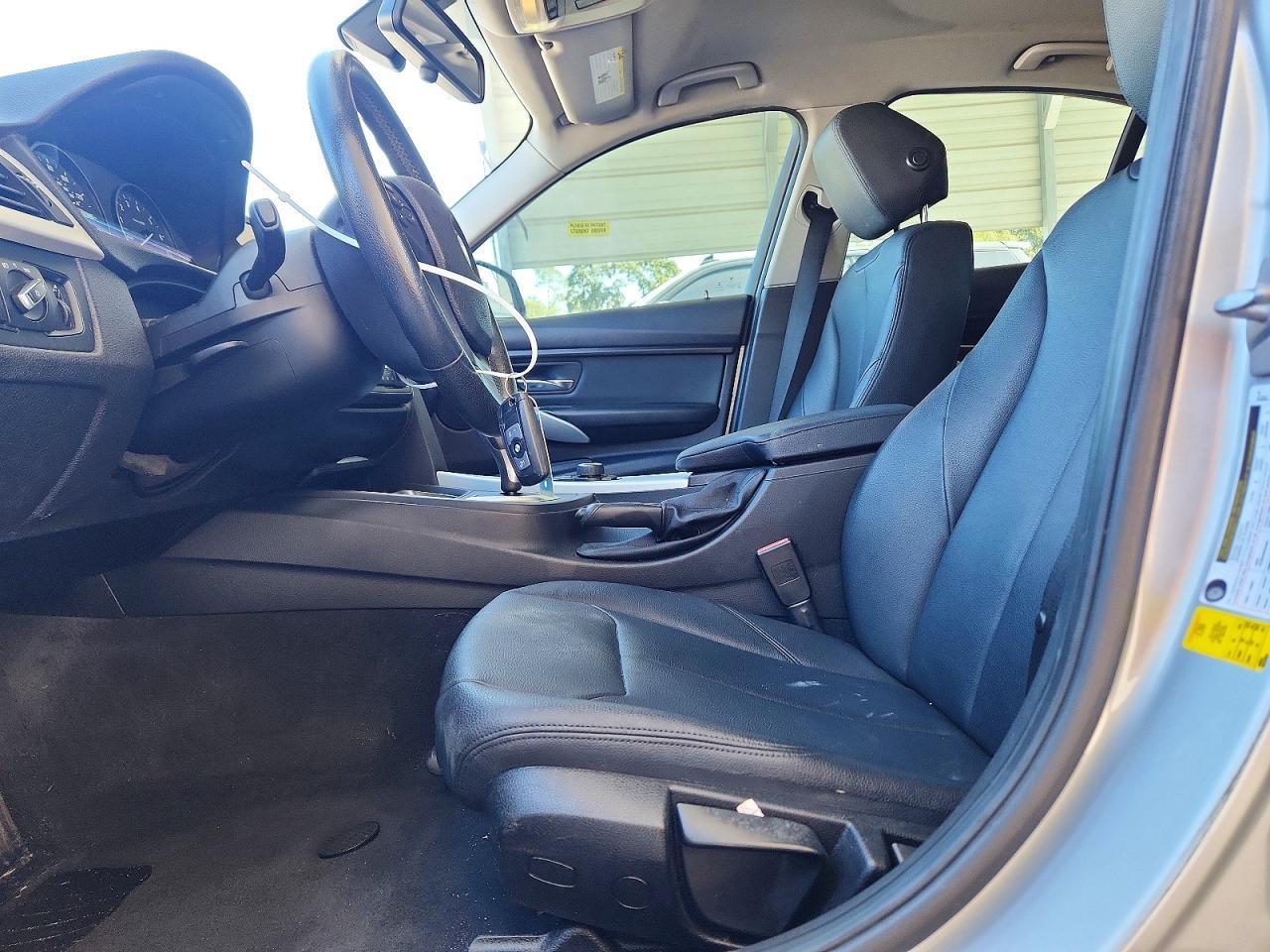 2015 BMW 320 I - zdjęcie 7