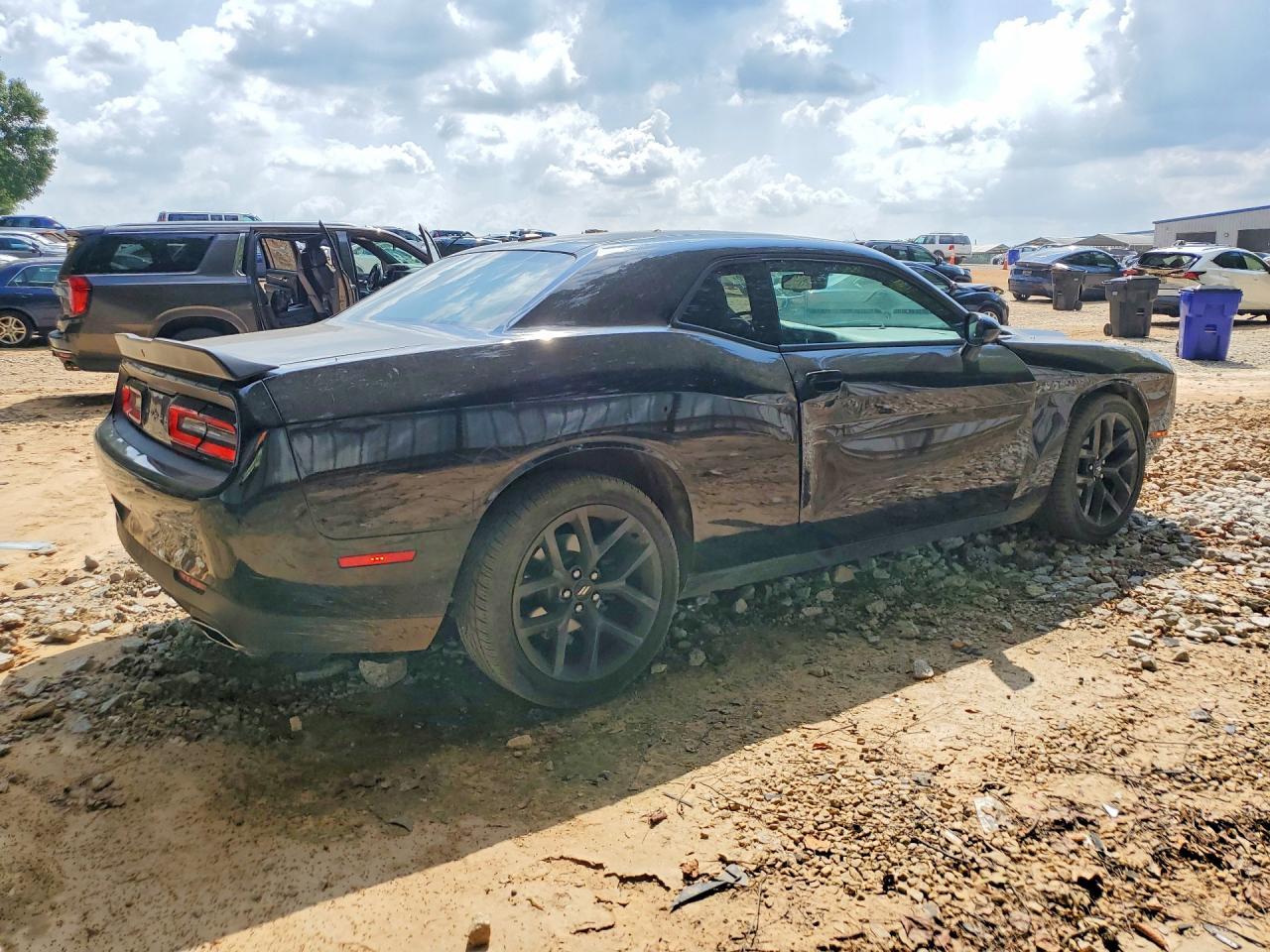 2019 Dodge Challenger Sxt - zdjęcie 3