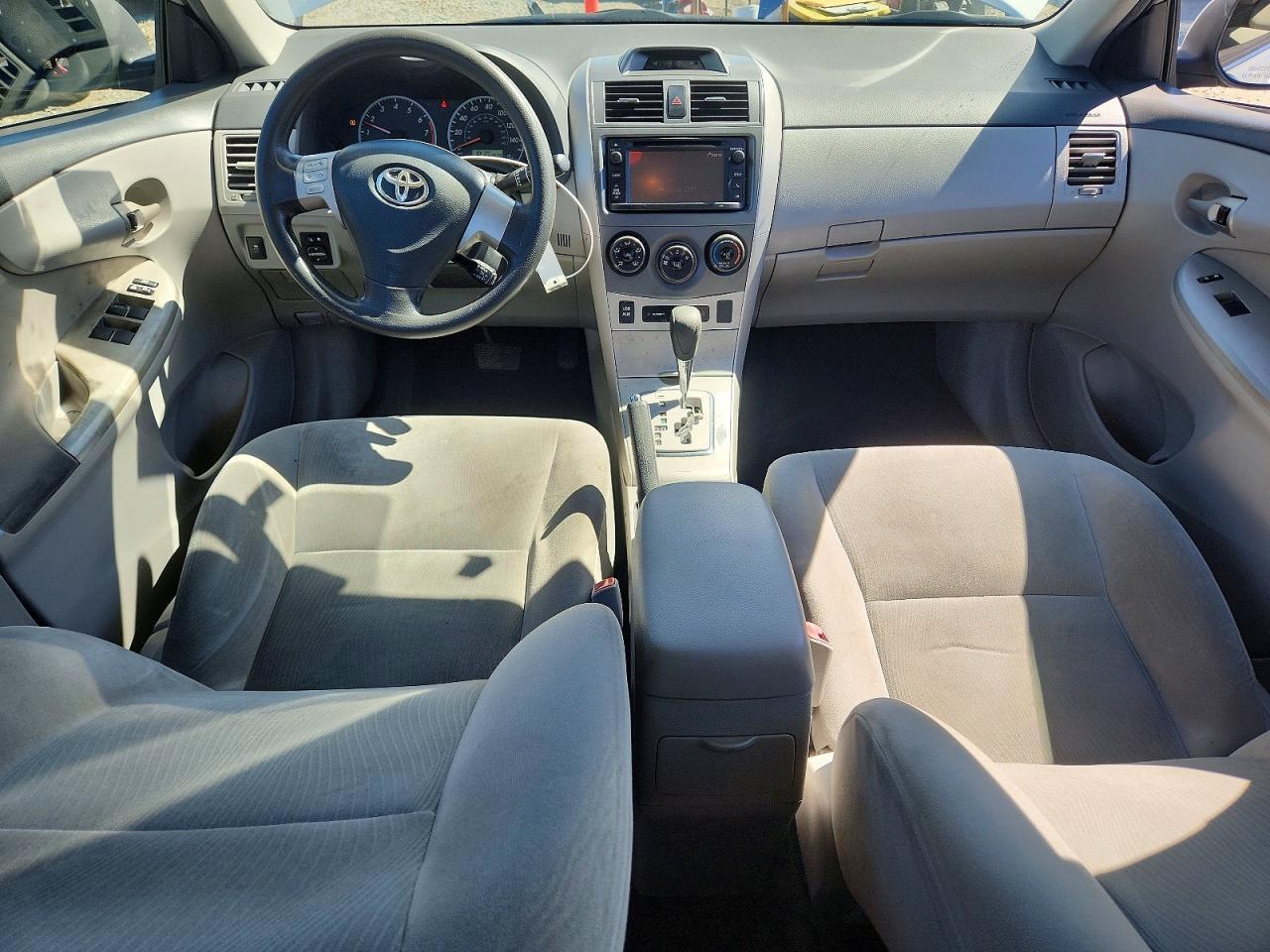 2013 Toyota Corolla Le - zdjęcie 8