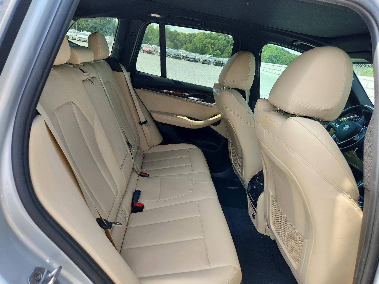 2020 BMW X3 xDrive30I - zdjęcie 11