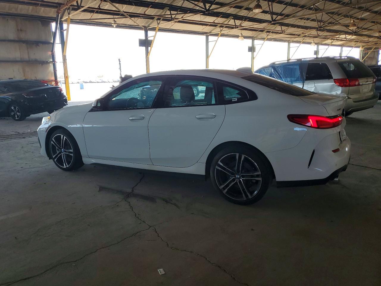 2024 BMW Seria 2 228i - zdjęcie 2