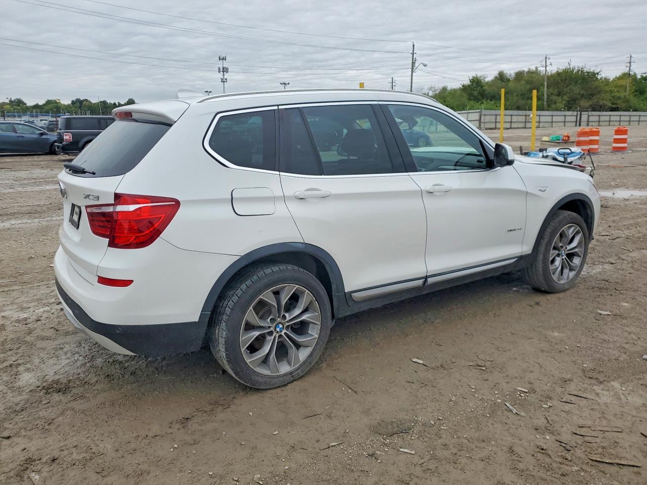 2017 BMW X3 xDrive28I - zdjęcie 3