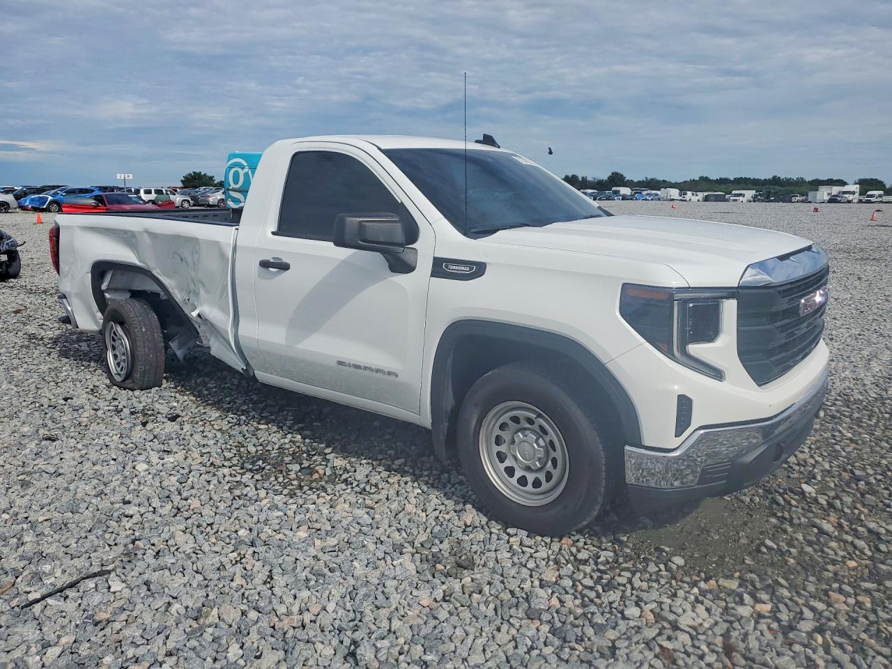 2025 GMC Sierra C1500 - zdjęcie 4