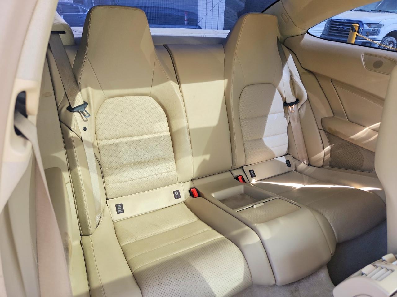 2013 Mercedes-Benz C 250 - zdjęcie 10