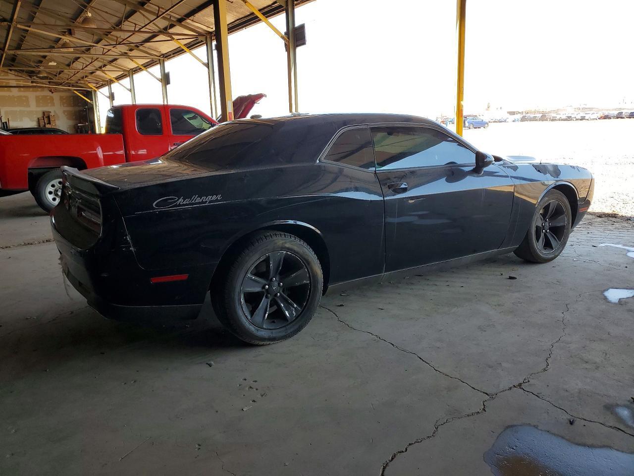 2016 Dodge Challenger Sxt - zdjęcie 3