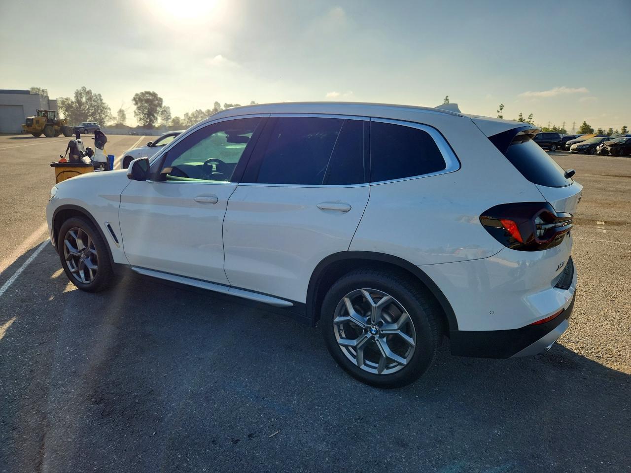 2023 BMW X3 xDrive30I - zdjęcie 2