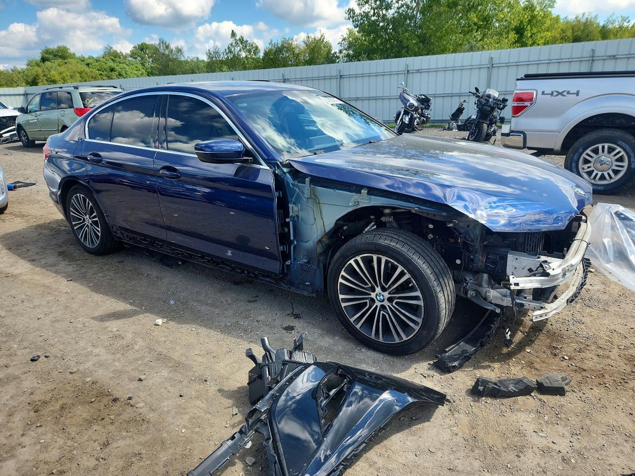 2019 BMW Seria 5 530i - zdjęcie 4