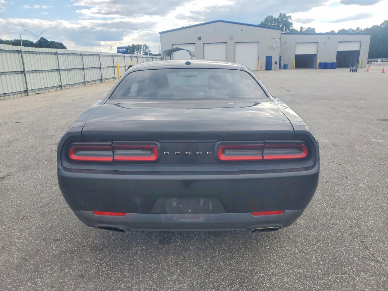 2015 Dodge Challenger Sxt - zdjęcie 6