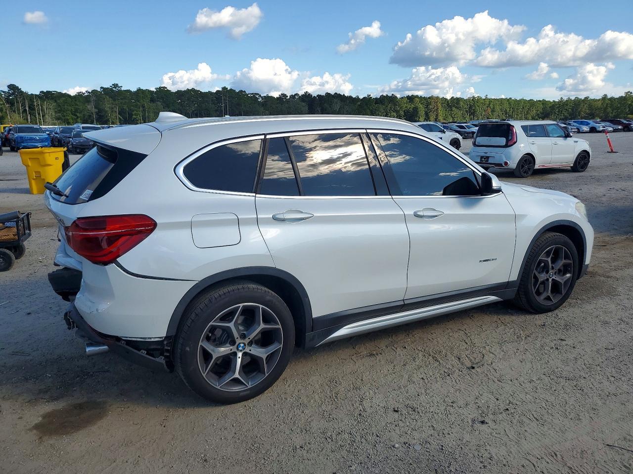 2018 BMW X1 Sdrive28I - zdjęcie 3