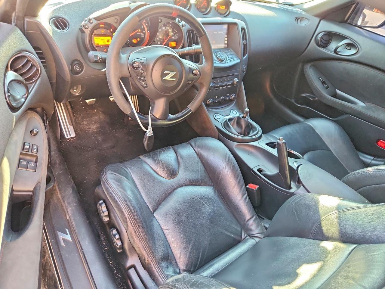 2015 Nissan 370Z Nismo Tech - zdjęcie 8