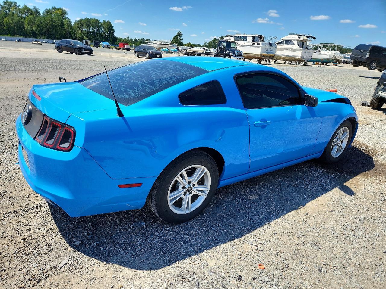 2014 Ford Mustang - zdjęcie 3