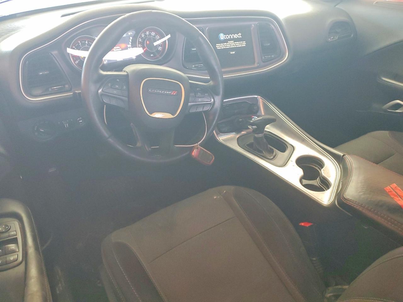 2015 Dodge Challenger Sxt - zdjęcie 8