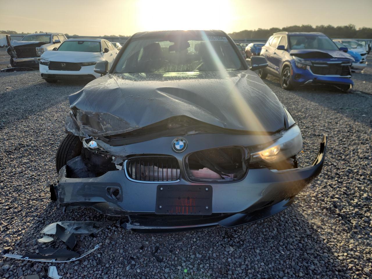 2015 BMW 328 I - zdjęcie 5
