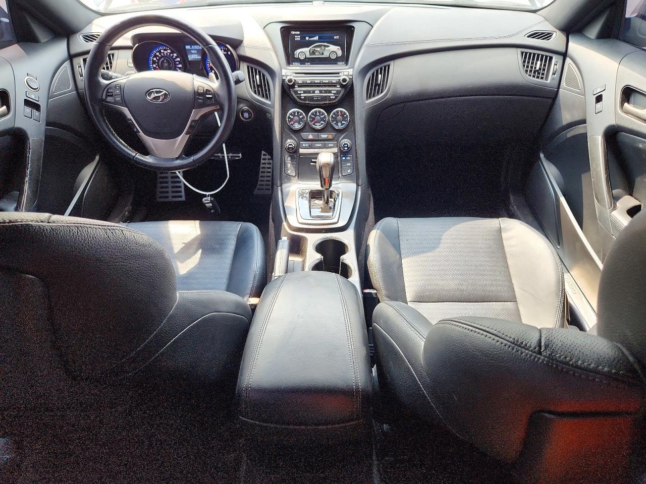 2015 Hyundai Genesis Coupe 3.8 Ultimate - zdjęcie 8