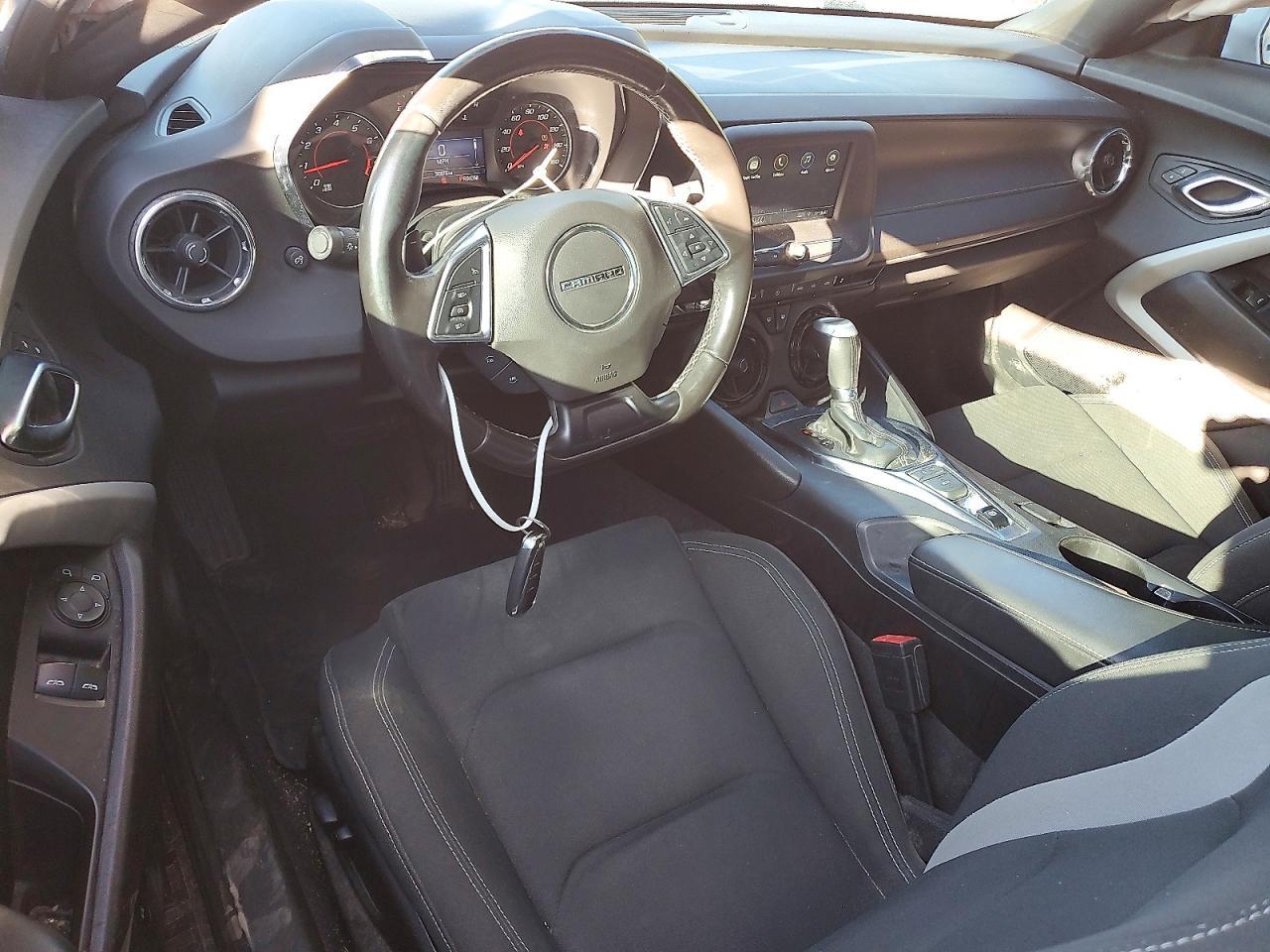 2019 Chevrolet Camaro Ls - zdjęcie 8