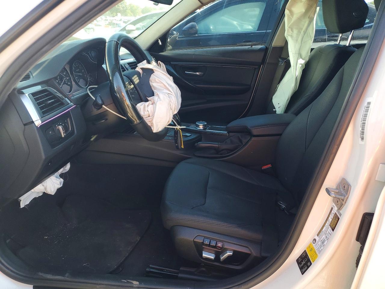 2018 BMW Seria 3 320i - zdjęcie 7