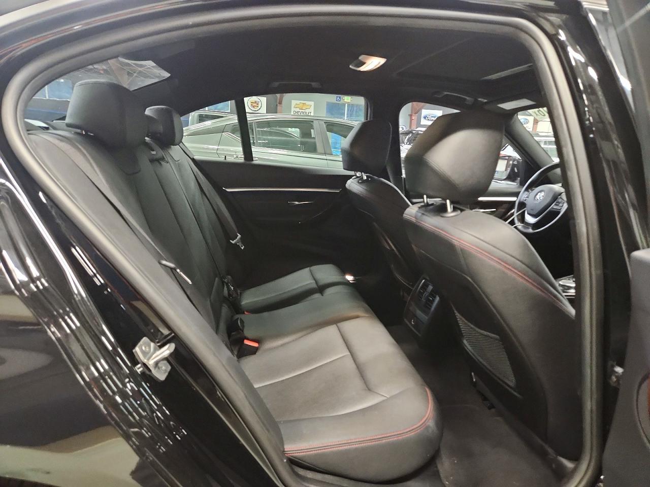 2018 BMW 330E - zdjęcie 10