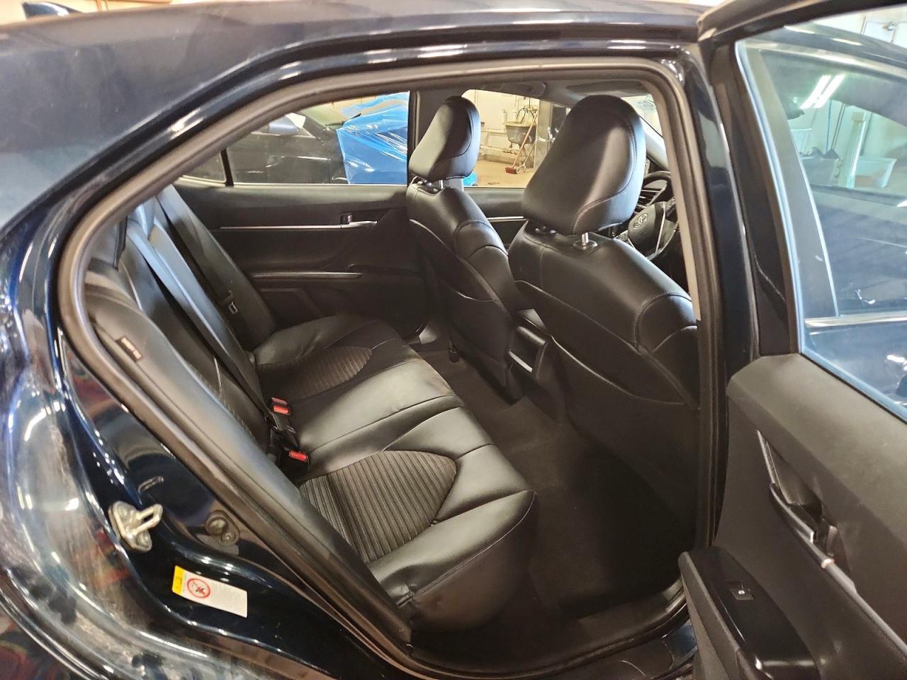 2019 Toyota Camry Se - zdjęcie 10