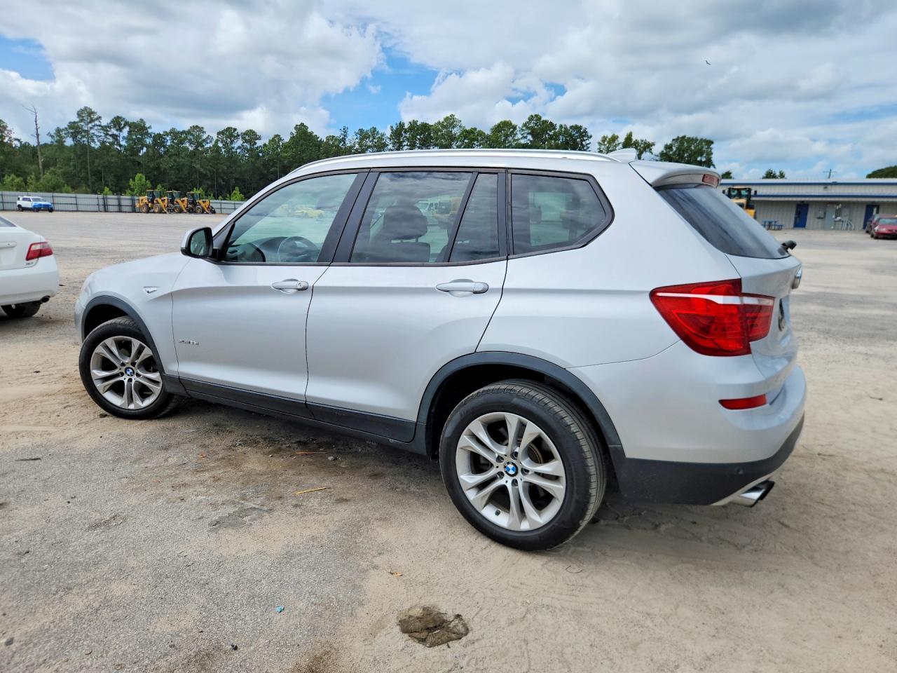 2016 BMW X3 xDrive35I - zdjęcie 2