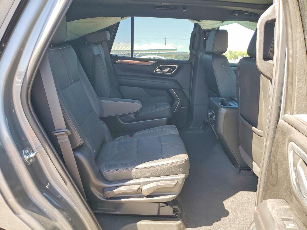 2022 Chevrolet Tahoe C1500 Rst - zdjęcie 11