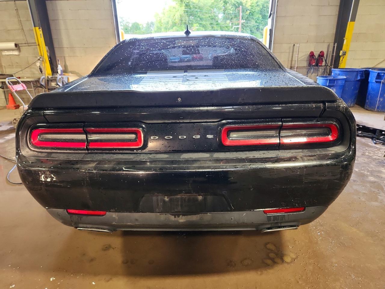 2017 Dodge Challenger Sxt - zdjęcie 6