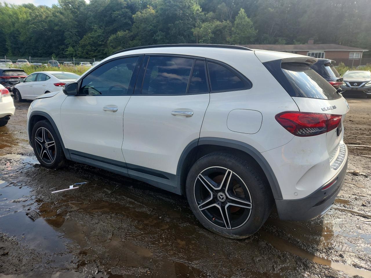 2021 Mercedes-Benz Gla 250 4Matic - zdjęcie 2