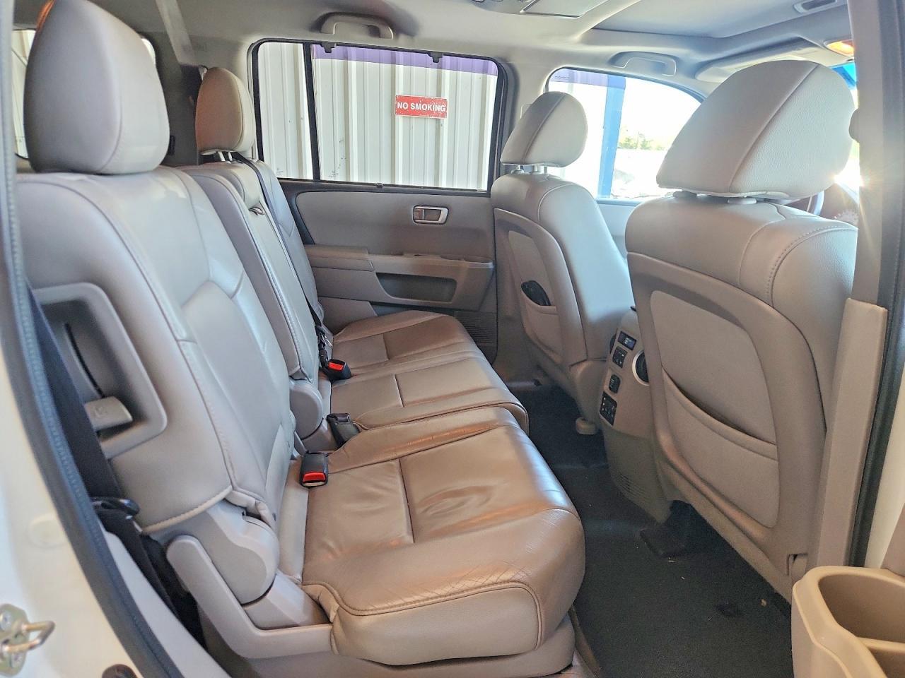 2015 Honda Pilot Touring - zdjęcie 11