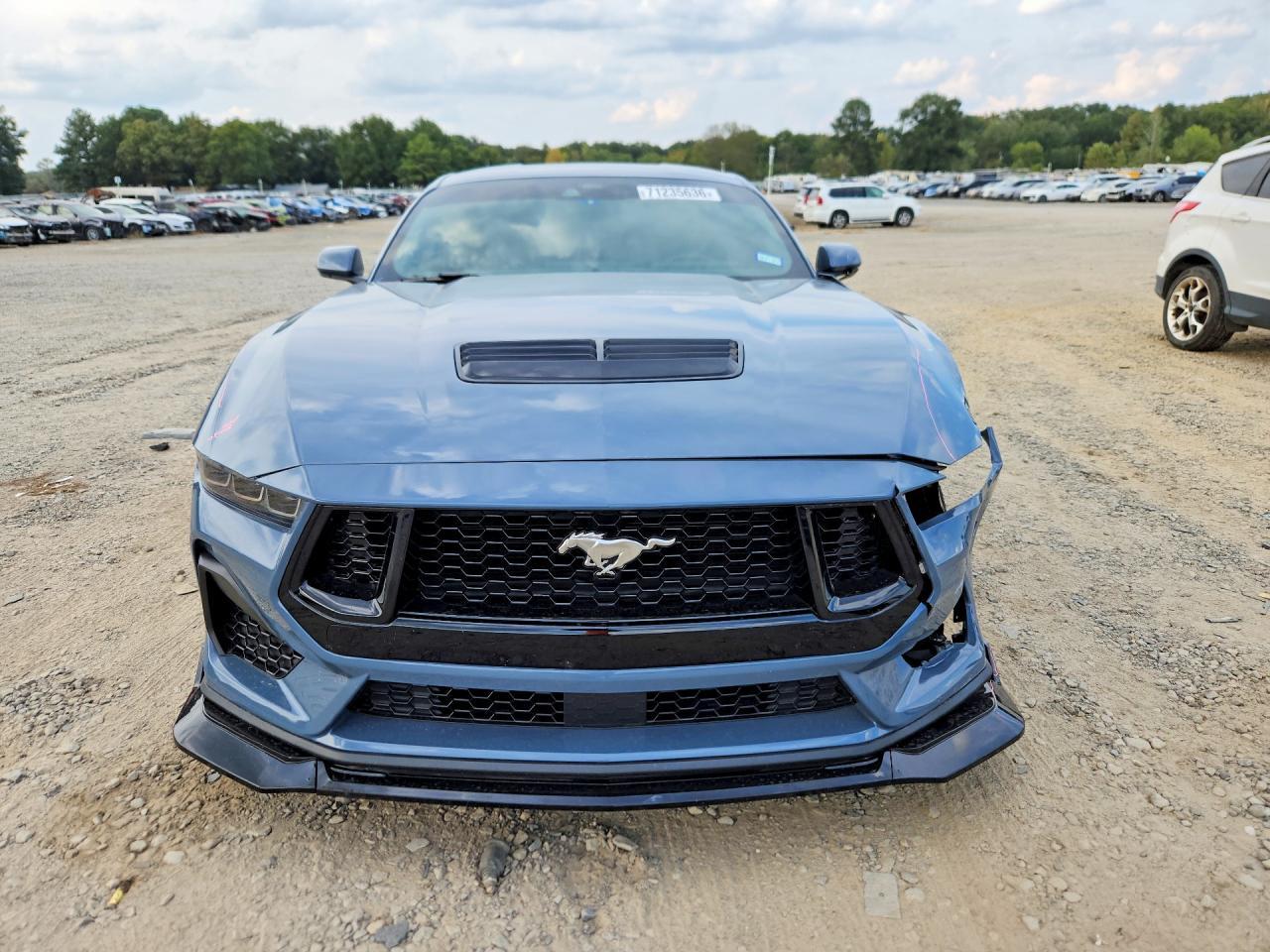 2025 Ford Mustang Gt - zdjęcie 5