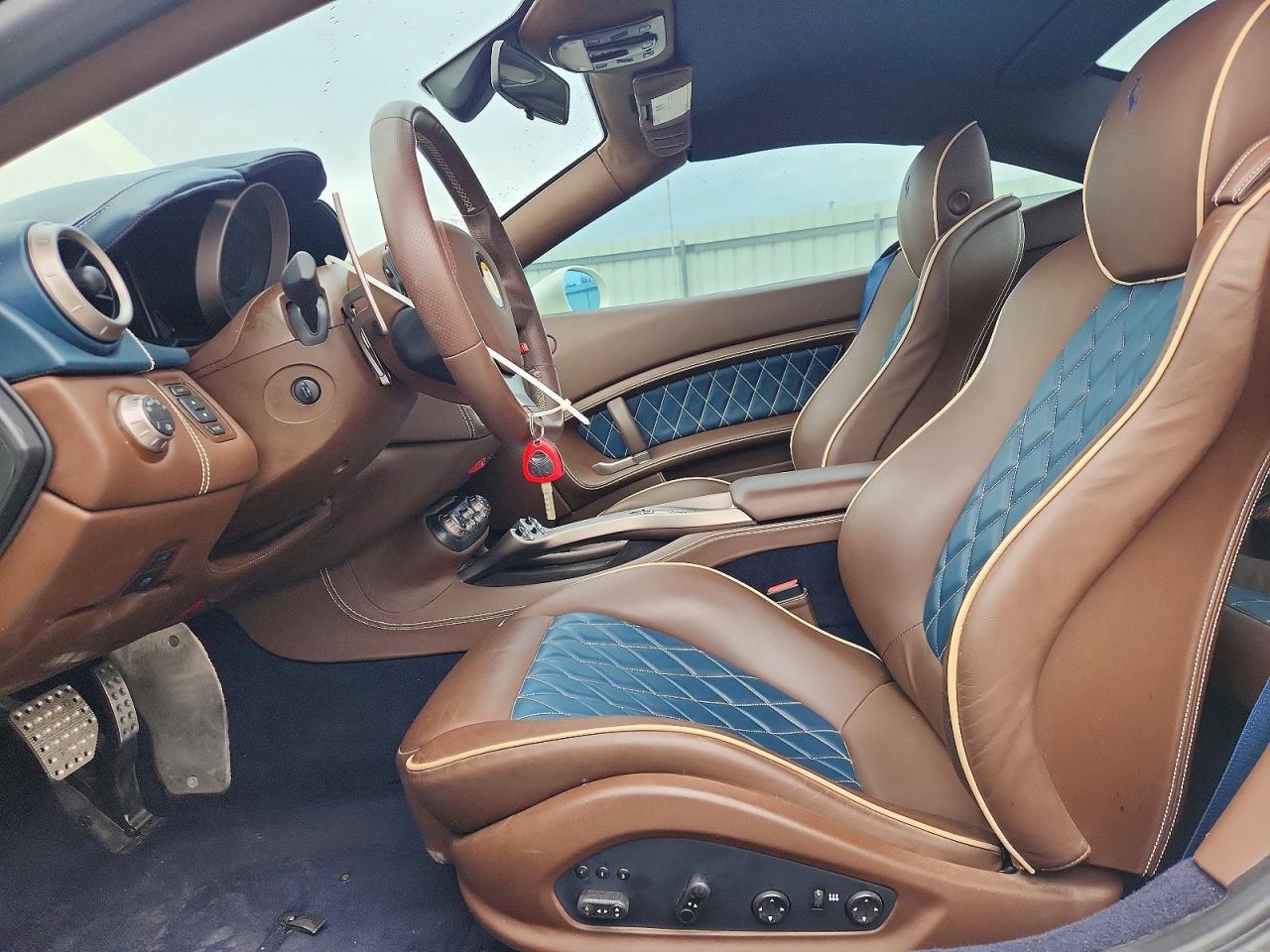 2013 Ferrari California - zdjęcie 7
