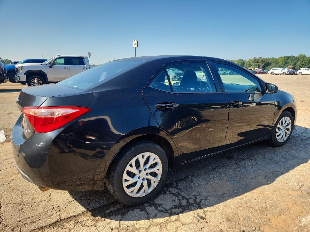2017 Toyota Corolla Le - zdjęcie 3