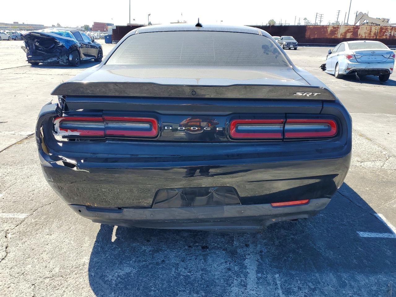2015 Dodge Challenger Srt 392 - zdjęcie 6