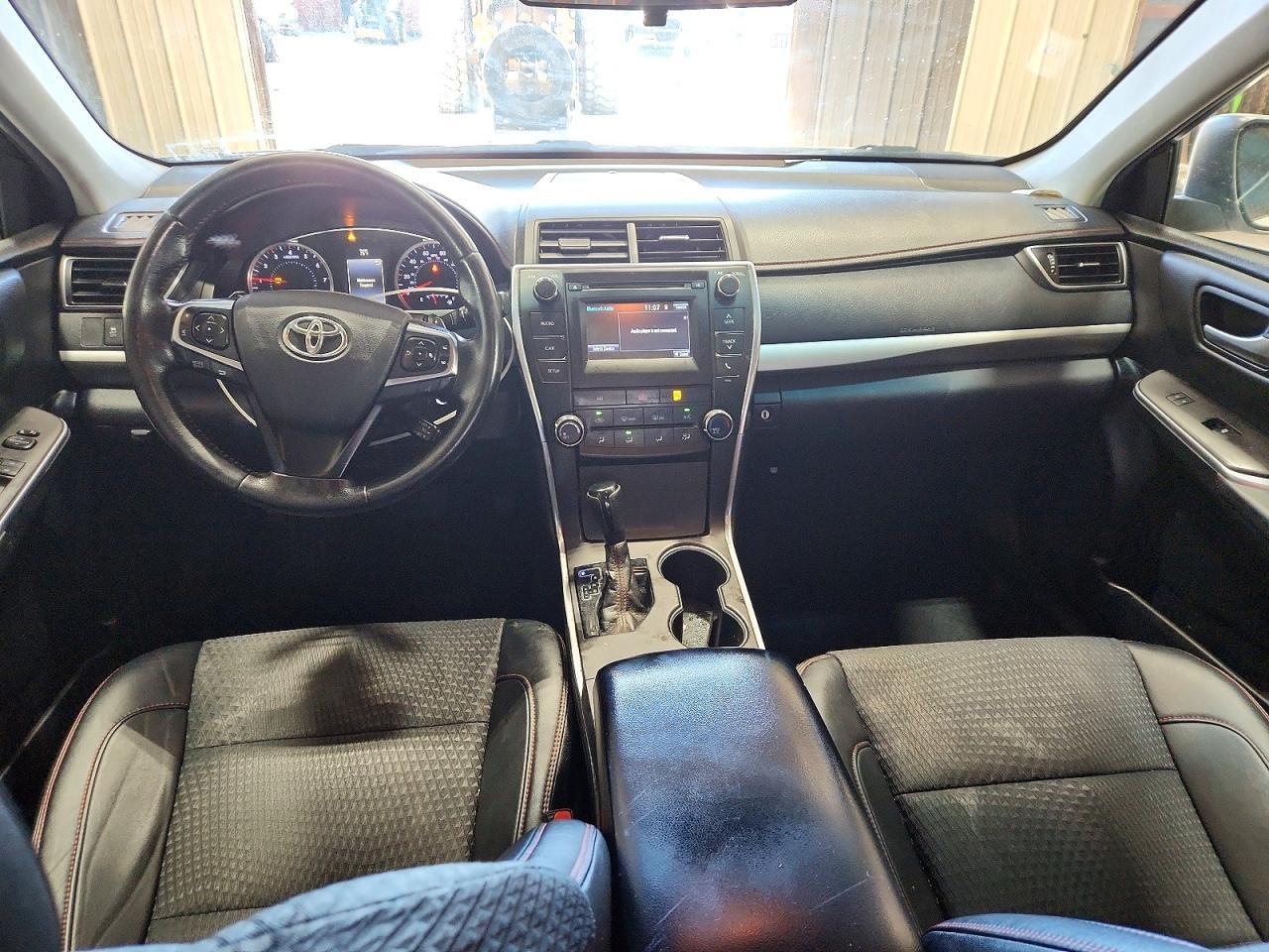 2015 Toyota Camry Se - zdjęcie 8