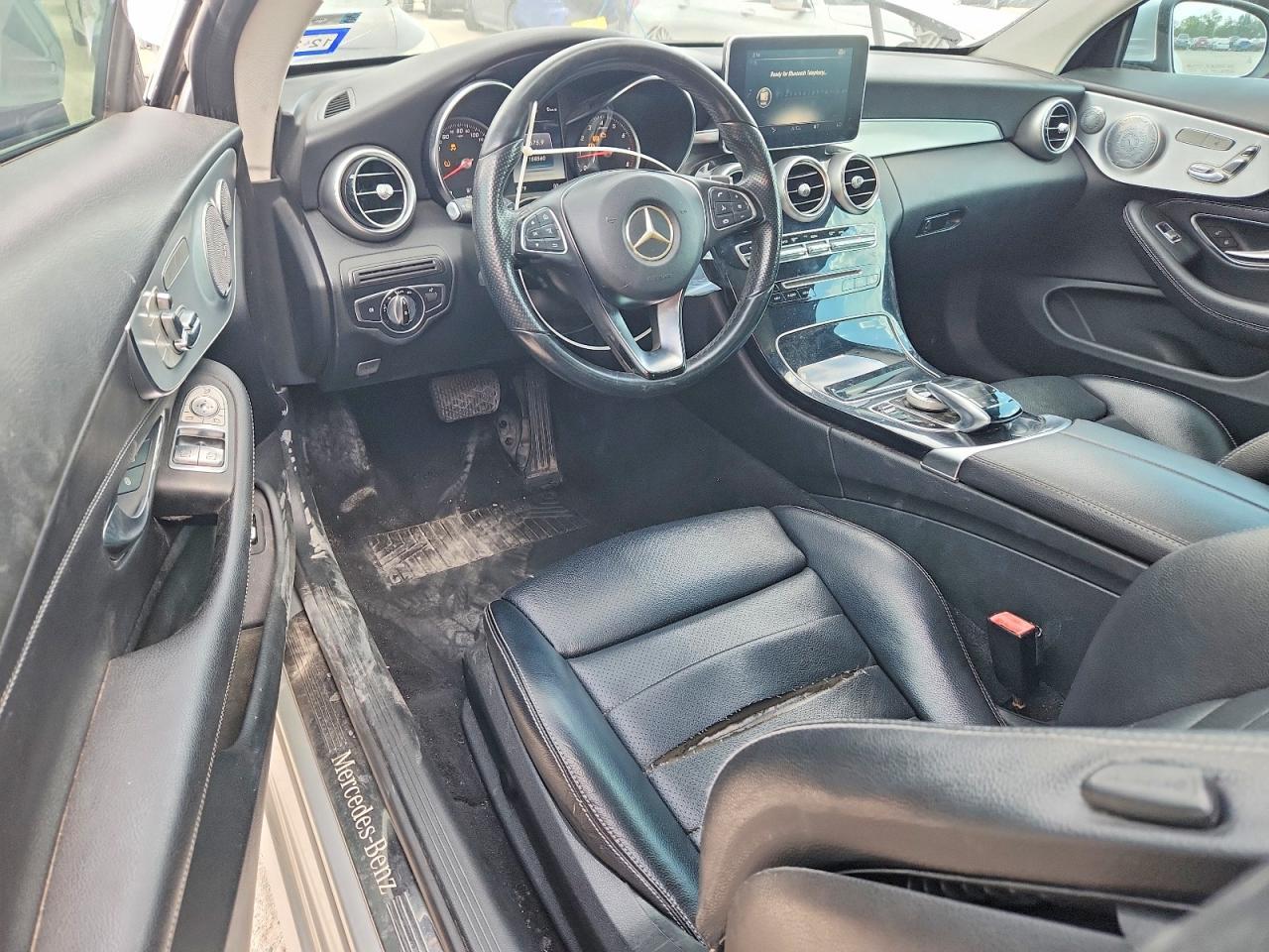 2017 Mercedes-Benz C 300 - zdjęcie 8