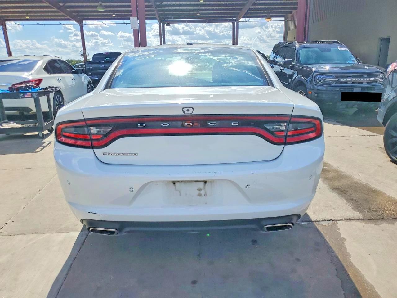 2022 Dodge Charger Sxt - zdjęcie 6