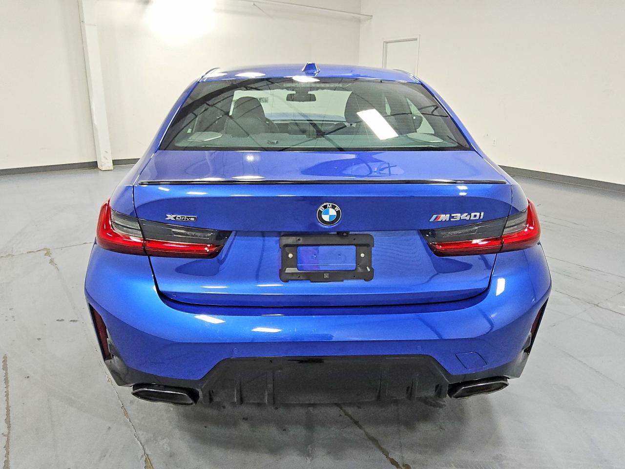 2026 BMW Seria 3 M340i - zdjęcie 6