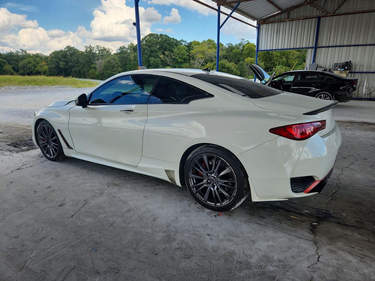 2017 Infiniti Q60 Red Sport 400 - zdjęcie 2