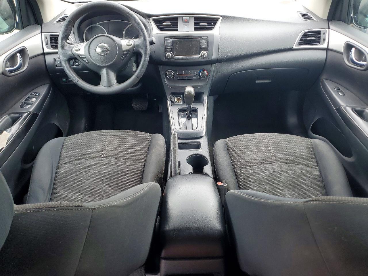2018 Nissan Sentra S - zdjęcie 8
