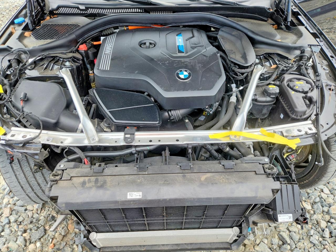 2022 BMW 530E - zdjęcie 11