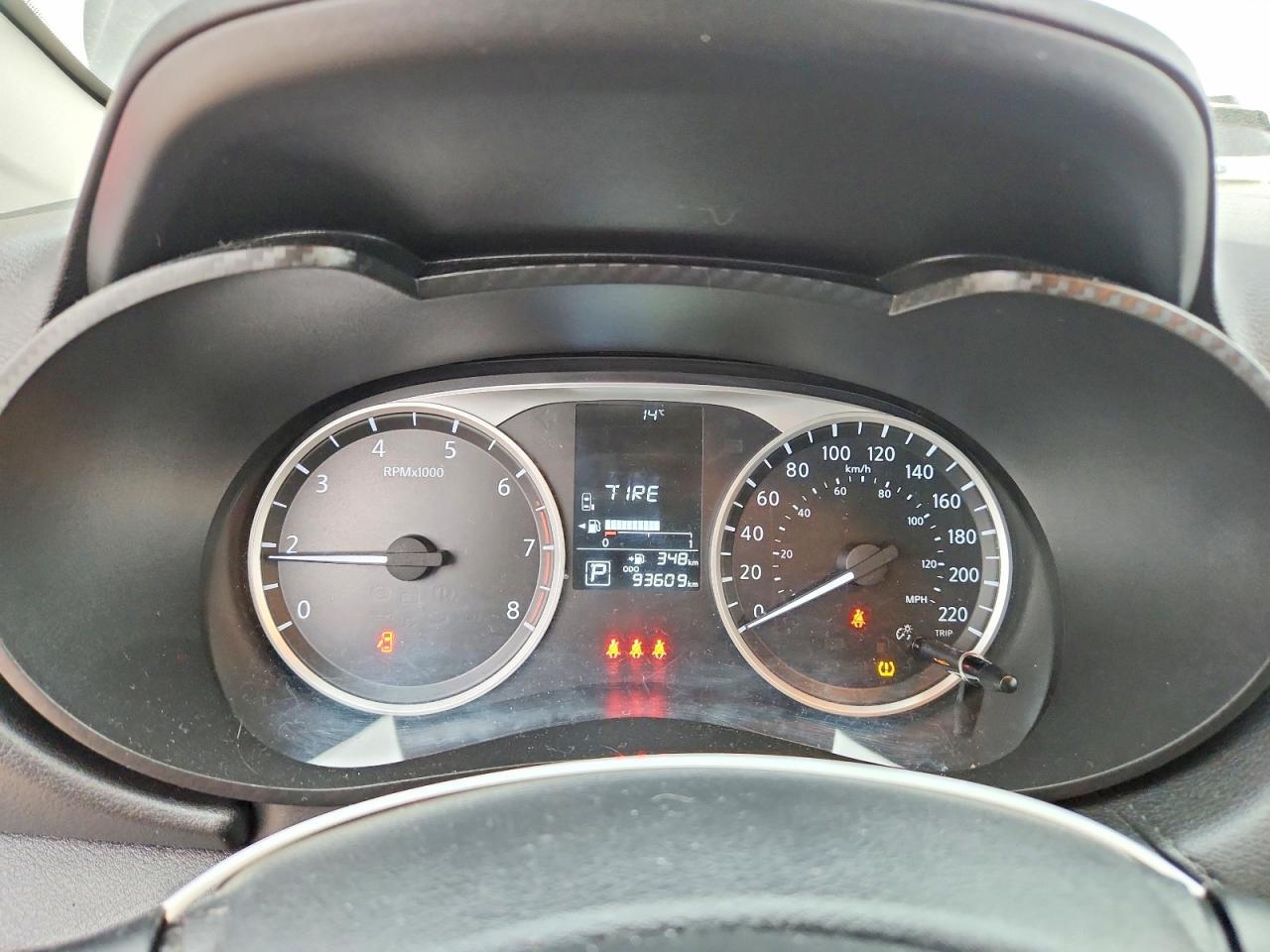 2023 Nissan Versa S - zdjęcie 9