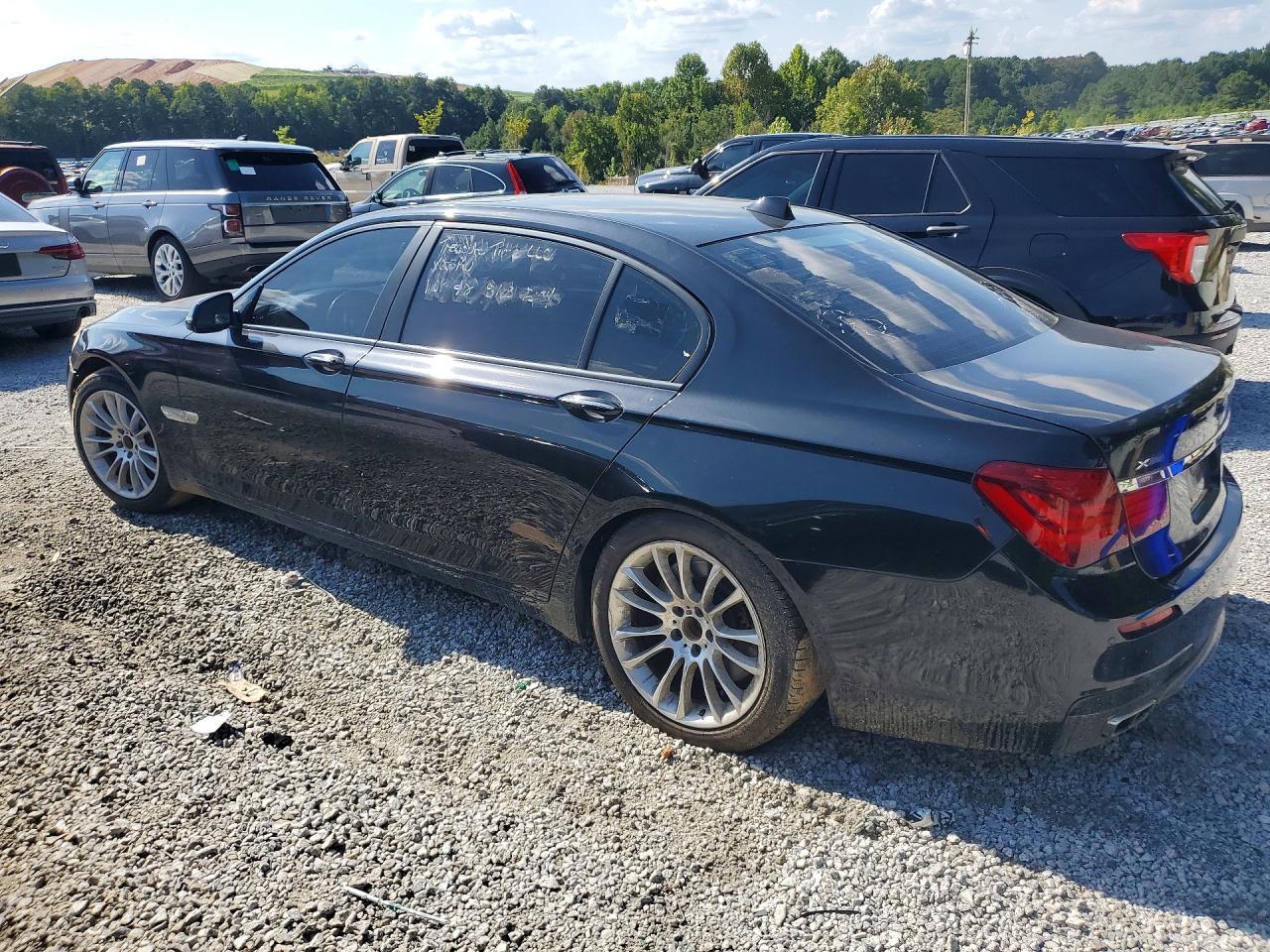 2014 BMW Seria 7 Alpina B7 - zdjęcie 2