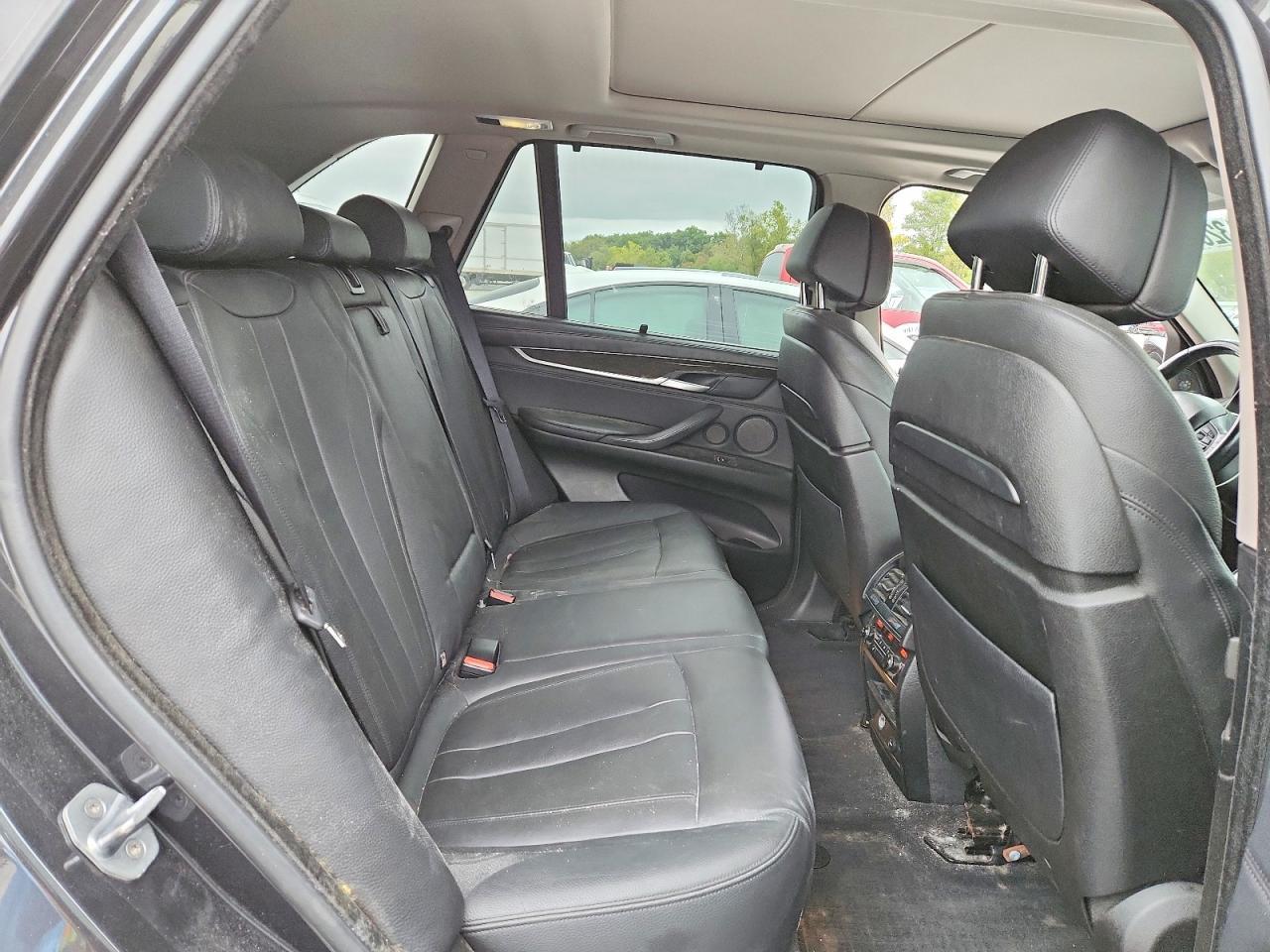 2015 BMW X5 xDrive50I - zdjęcie 11