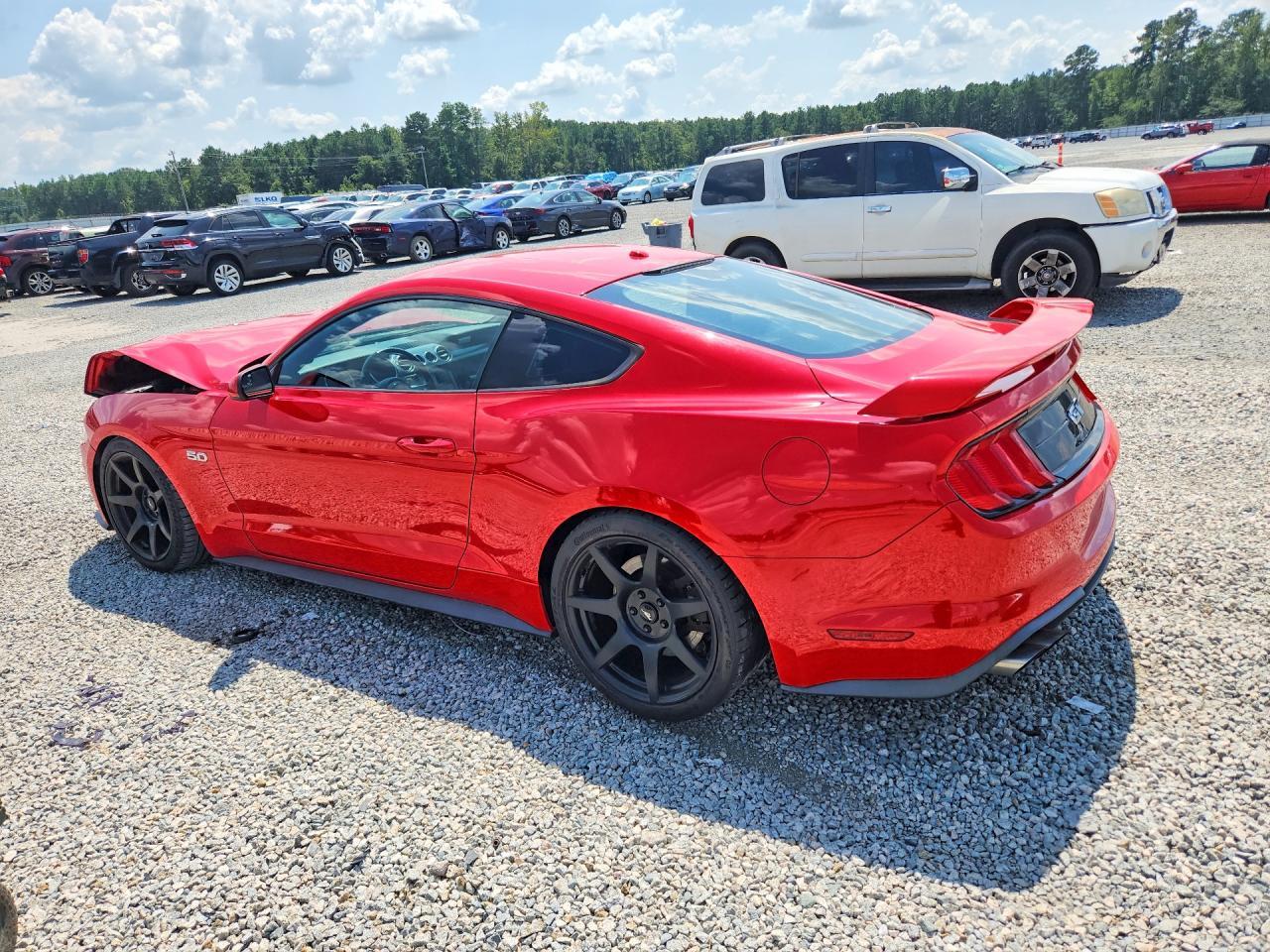 2019 Ford Mustang Gt - zdjęcie 2