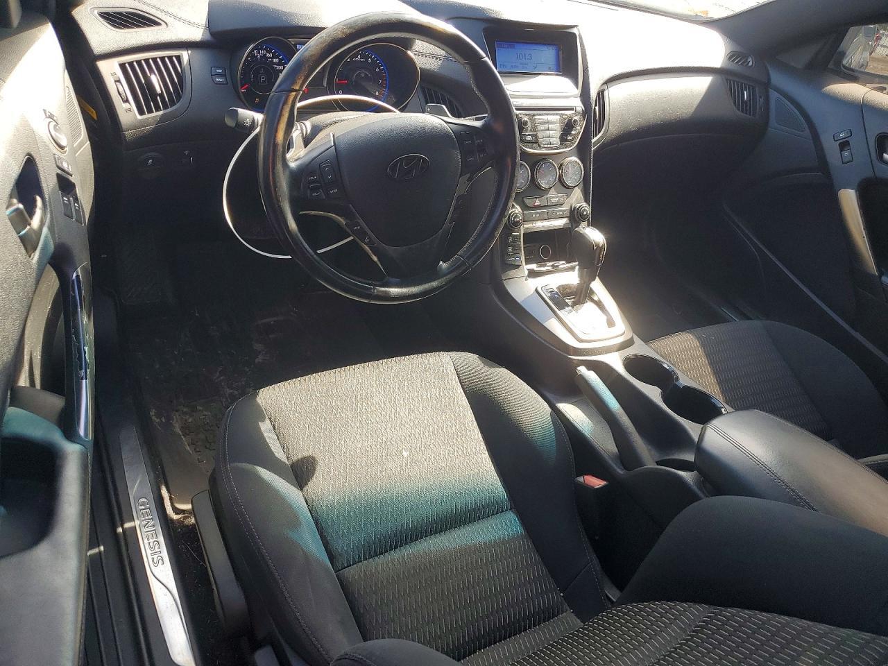 2013 Hyundai Genesis Coupe 2.0T - zdjęcie 8