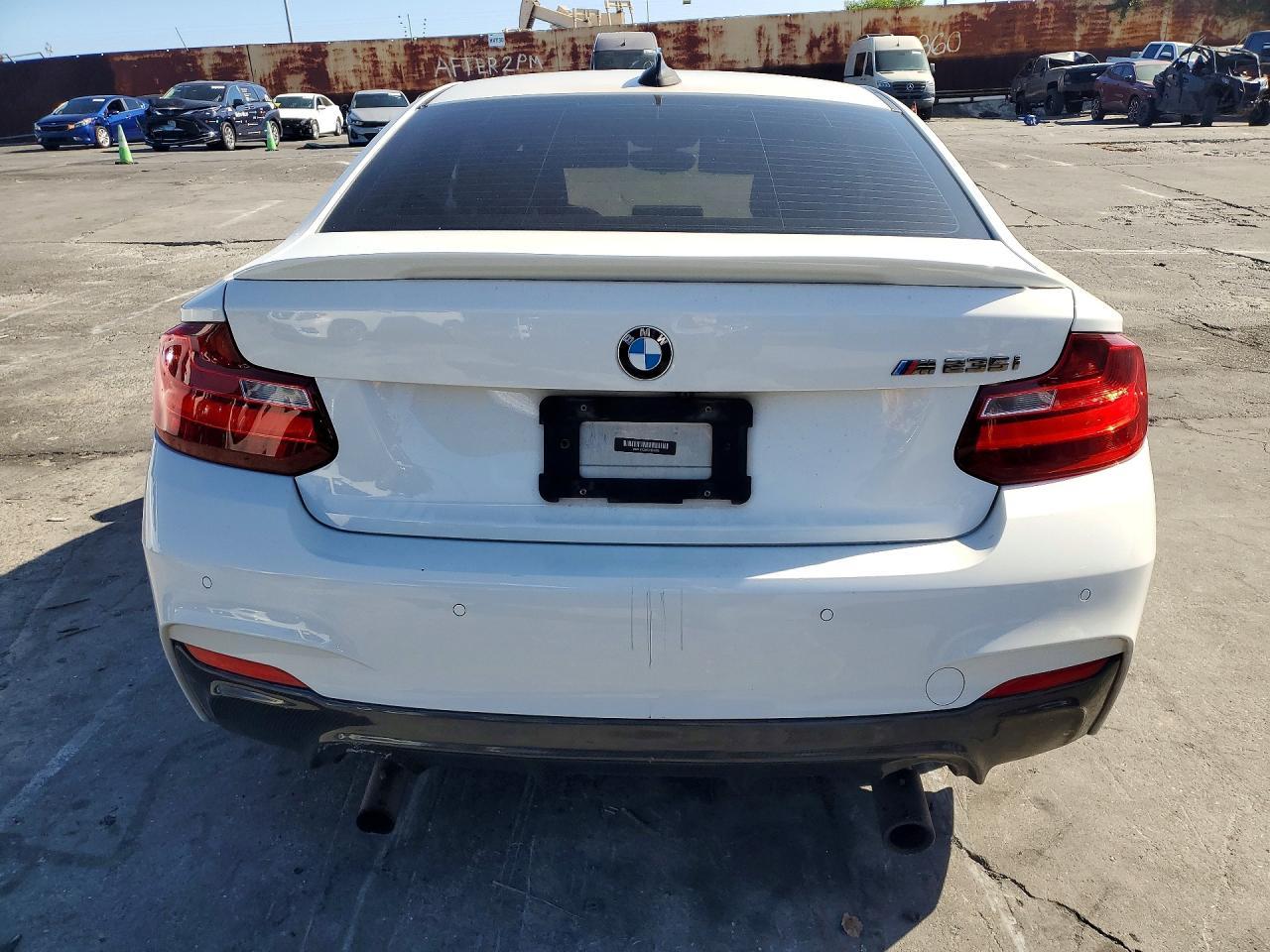 2016 BMW M235I - zdjęcie 6