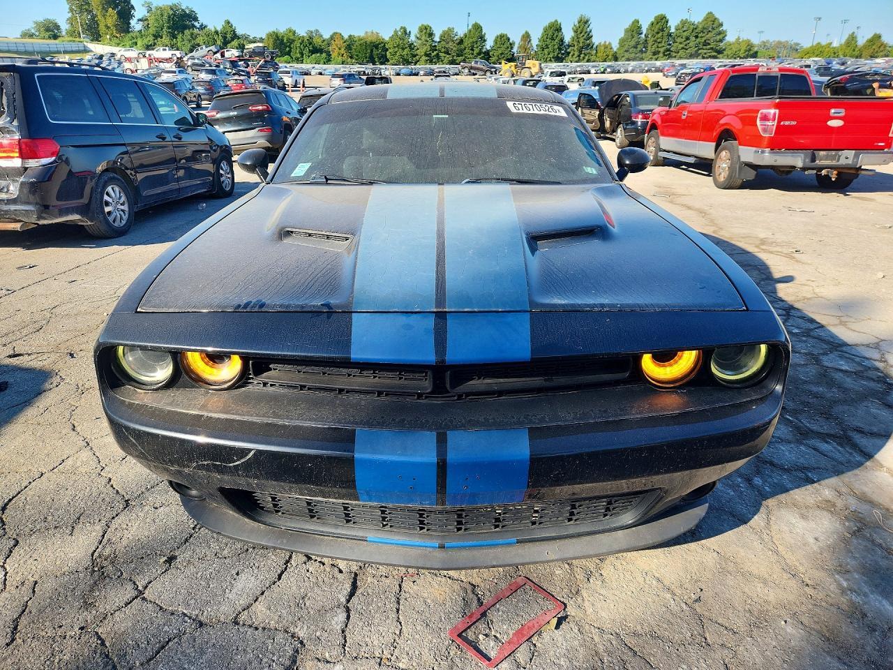 2015 Dodge Challenger Sxt - zdjęcie 5