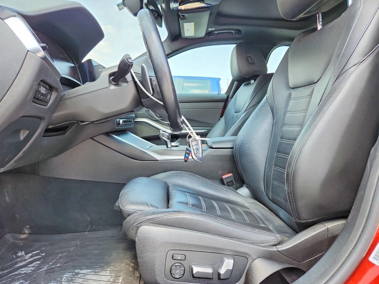 2021 BMW 330I - zdjęcie 7