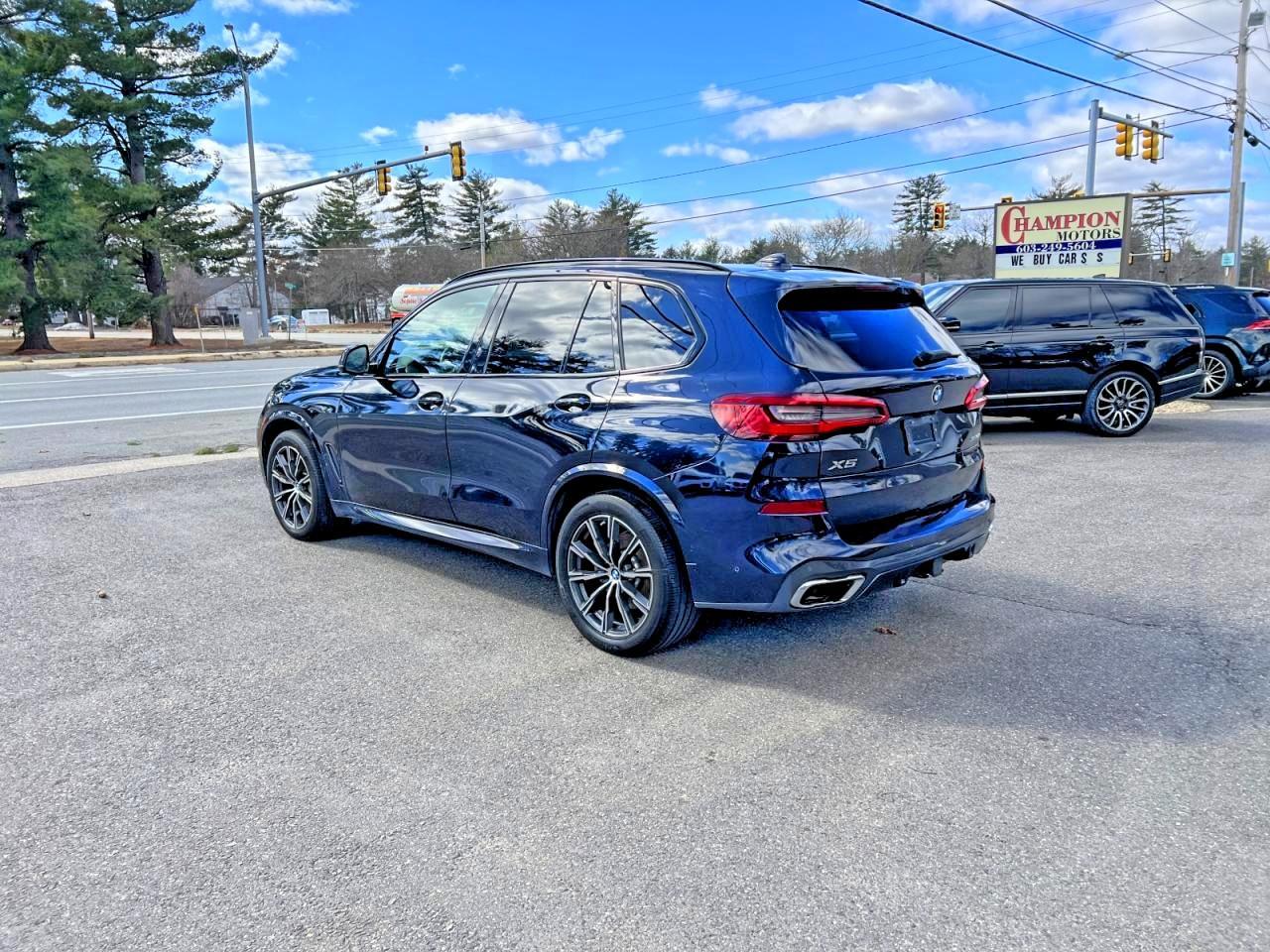 2019 BMW X5 xDrive50I - zdjęcie 3