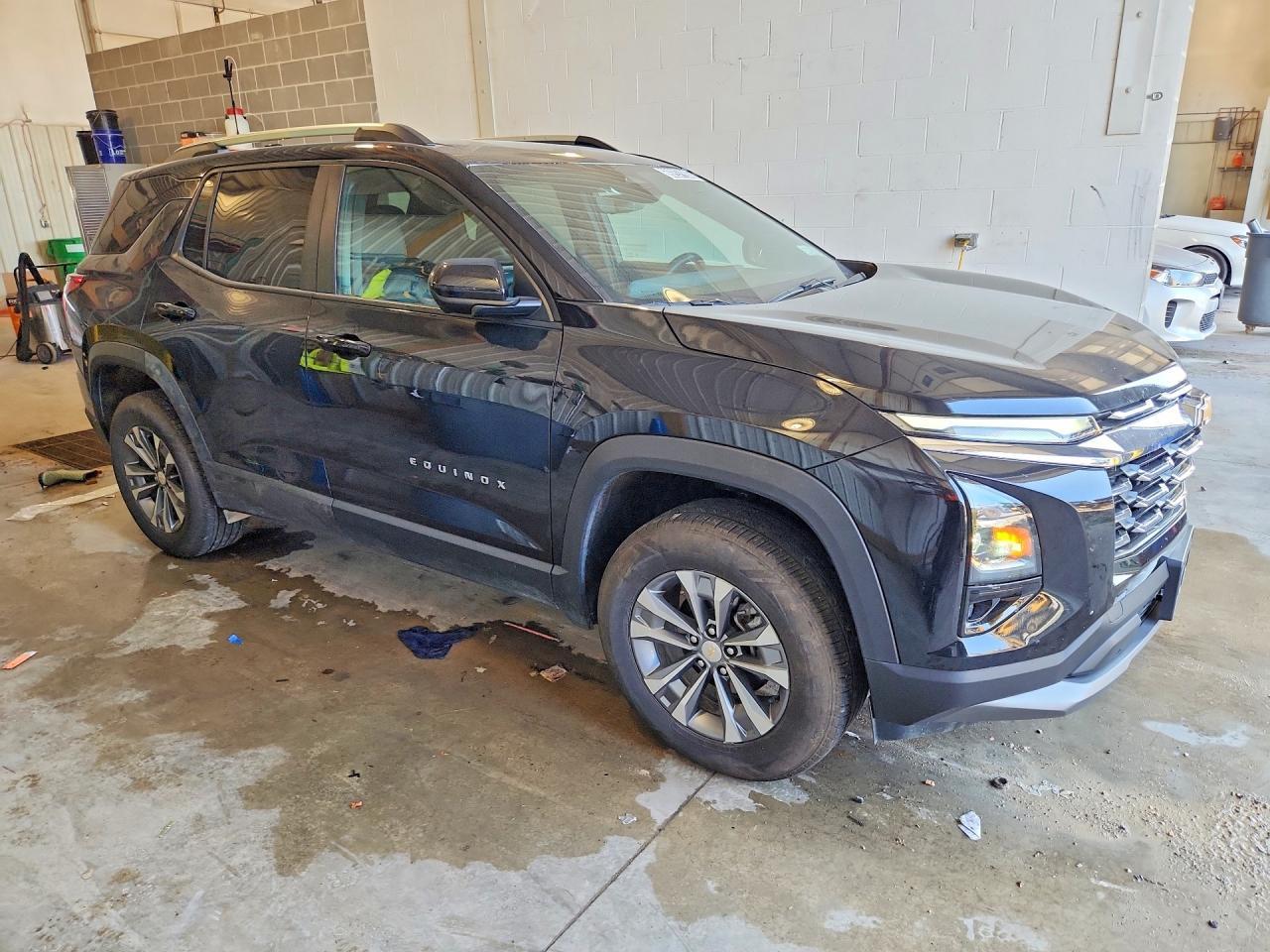 2025 Chevrolet Equinox Lt - zdjęcie 4