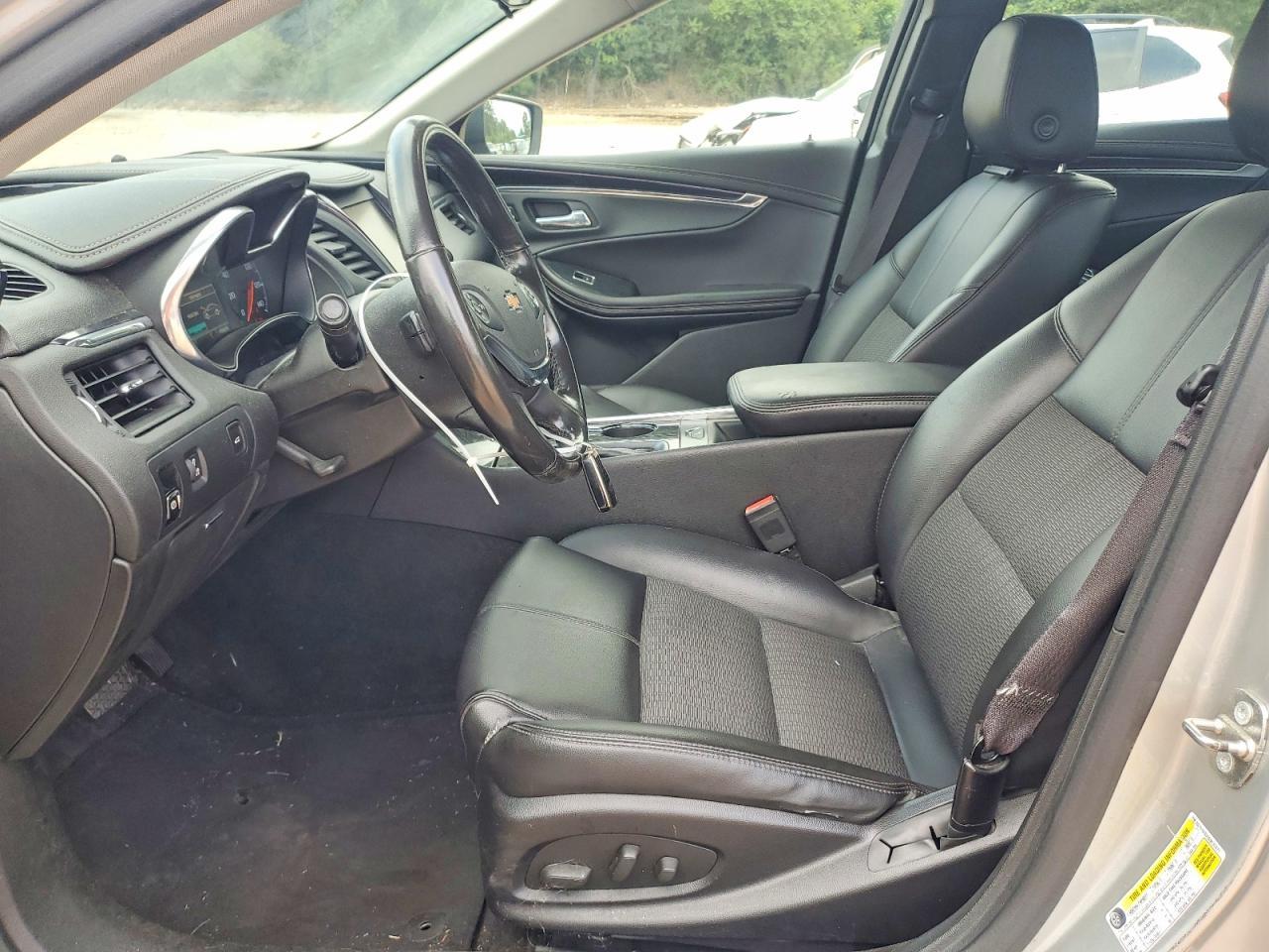 2016 Chevrolet Impala Lt - zdjęcie 7